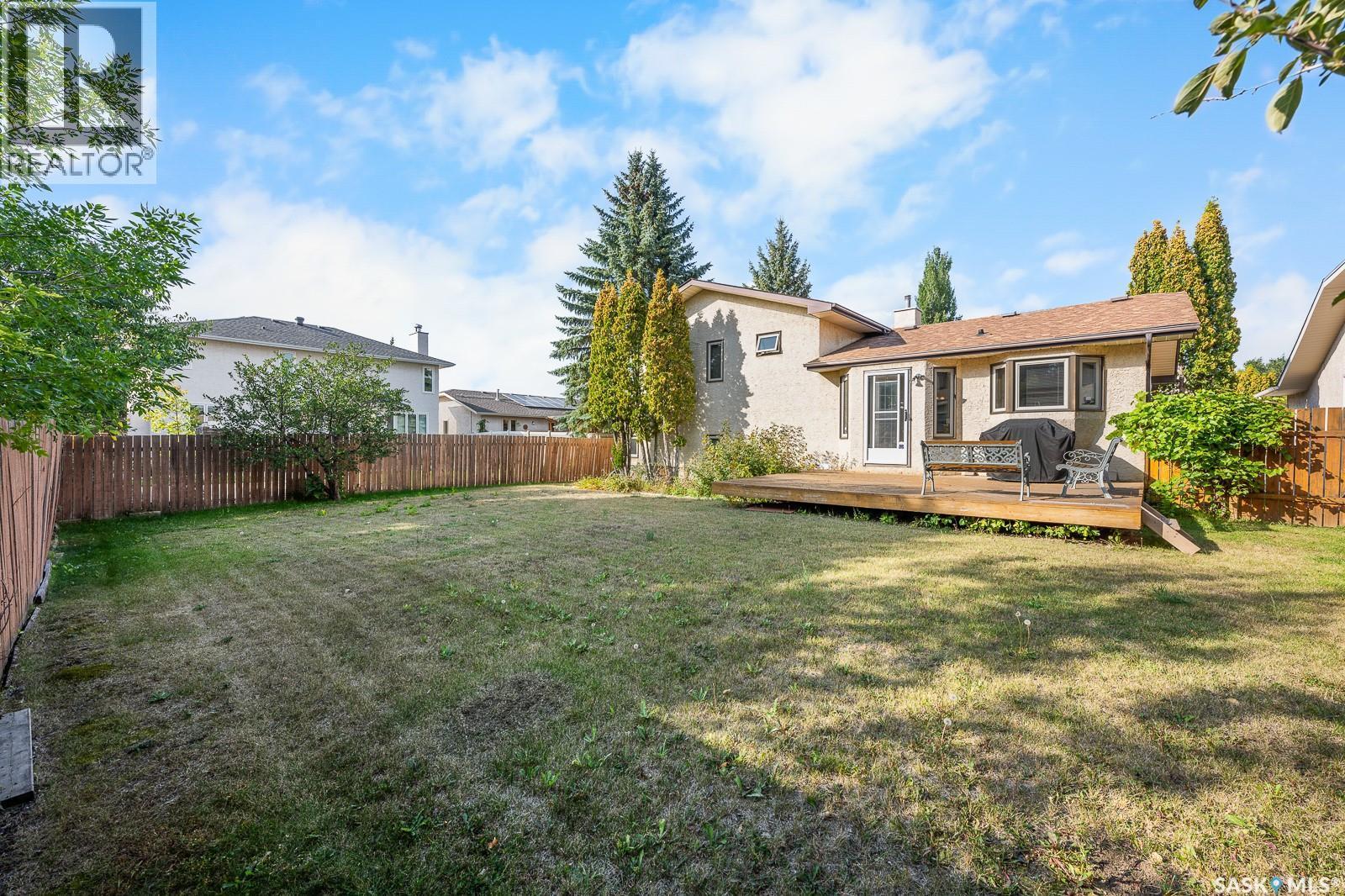 3506 Edinburgh Drive, Regina, SK - Outdoor With Deck Patio Veranda