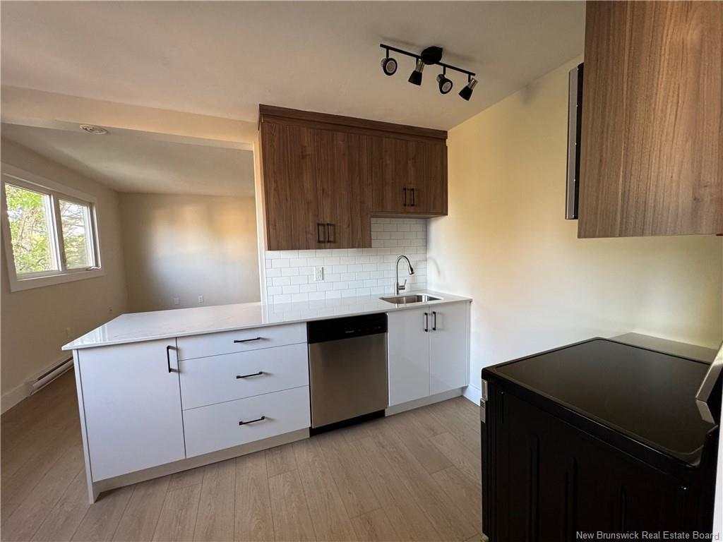 Unit 5-96 Purdy Ave, Moncton, NB