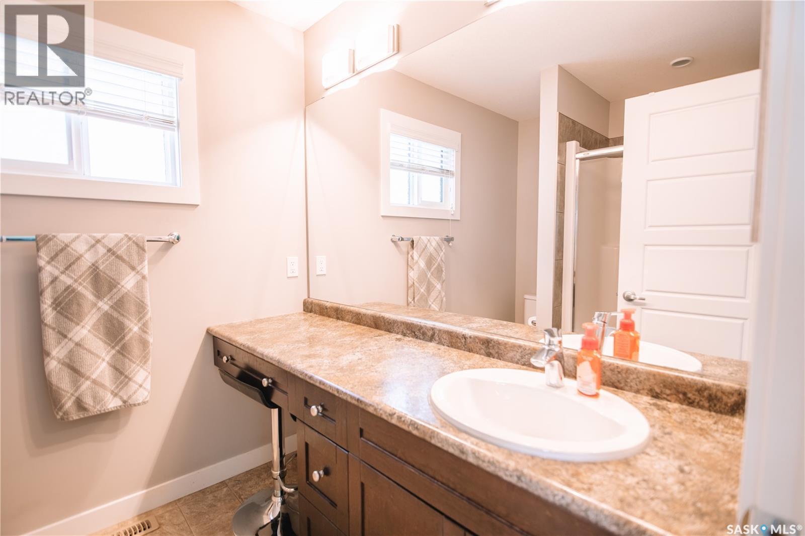 2842 Elgaard Drive, Regina, SK - Indoor Photo Showing Bathroom