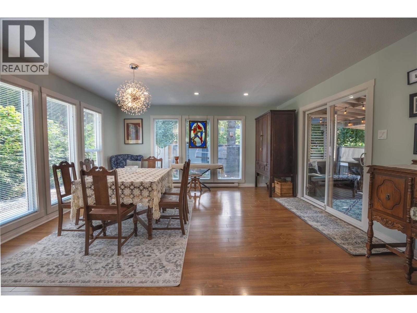 Dining Room - 1618 Duncan Ave E Avenue, Penticton, BC - Indoor Photo Showing Dining Room