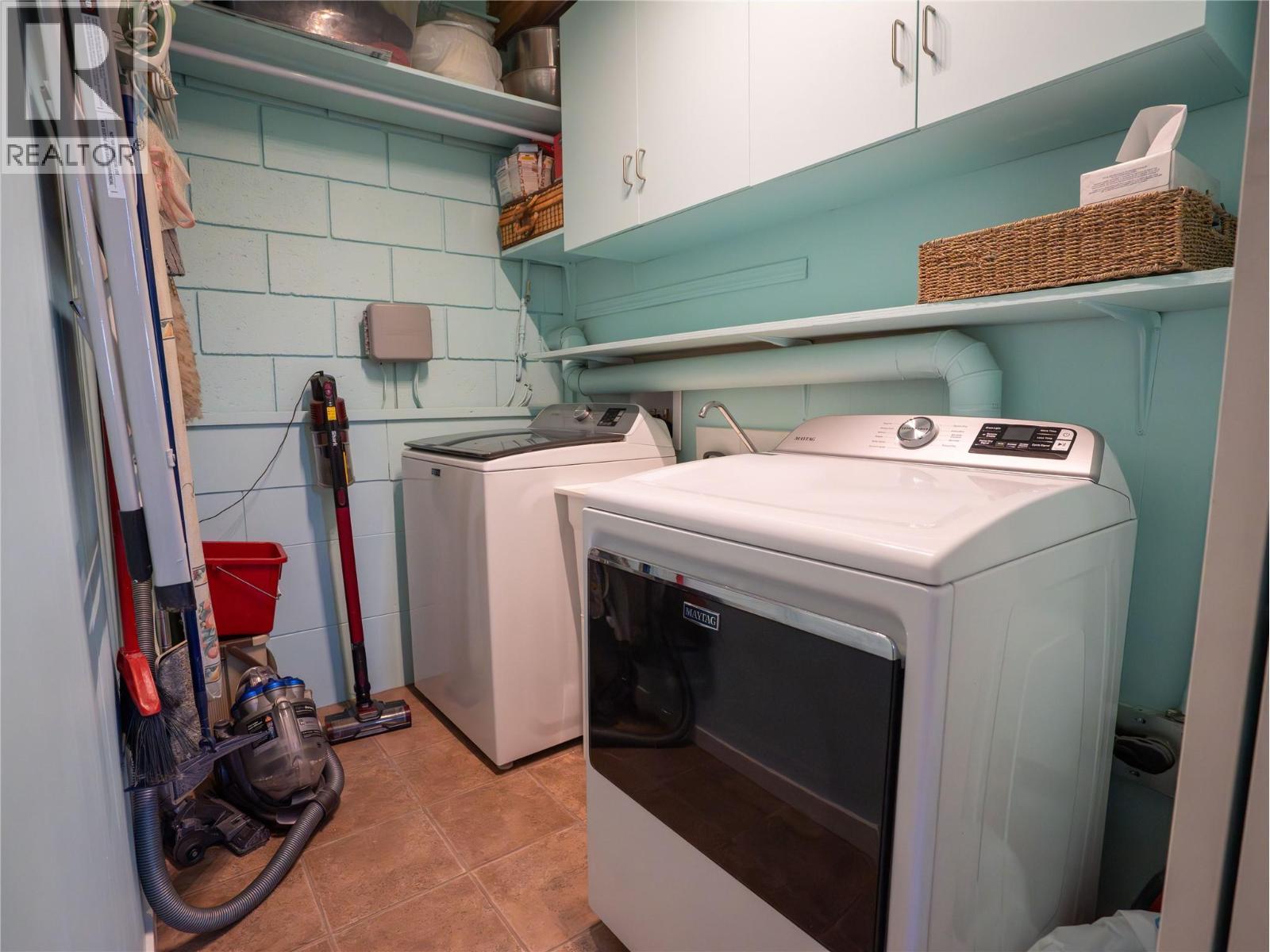 Laundry Room - 1618 Duncan Ave E Avenue, Penticton, BC - Indoor Photo Showing Laundry Room