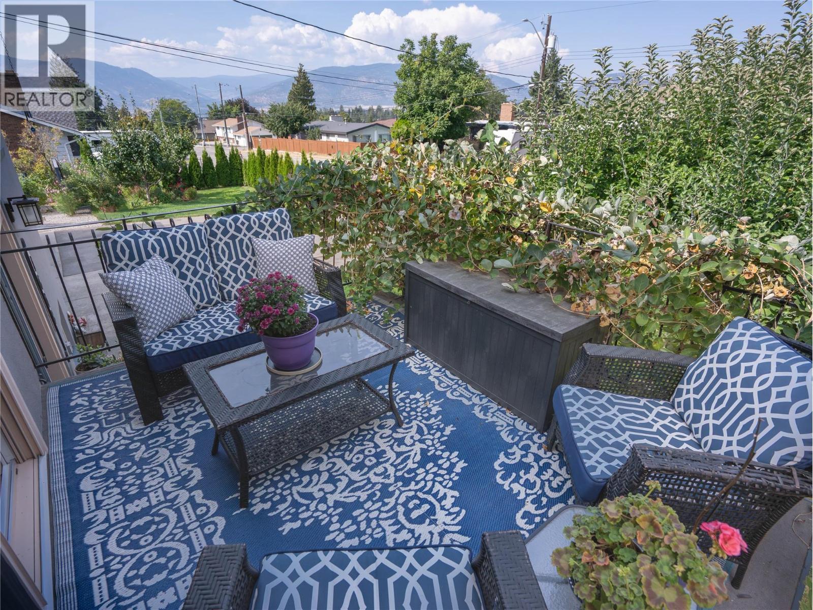 Front Balcony - 1618 Duncan Ave E Avenue, Penticton, BC - Outdoor