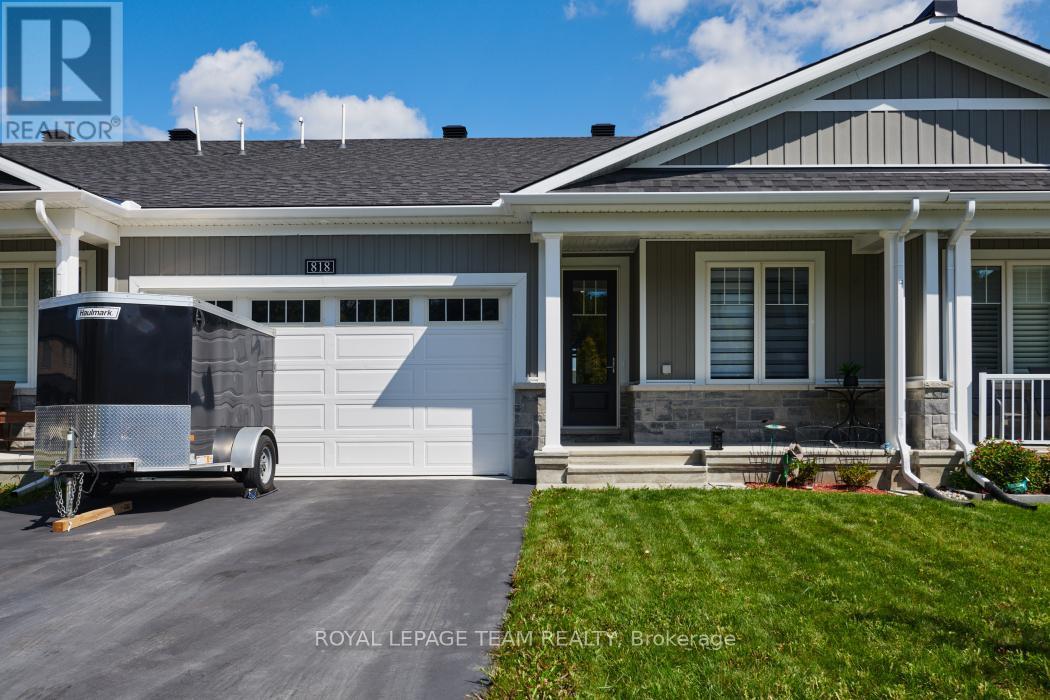 818 Companion Crescent, Ottawa, ON - Outdoor With Deck Patio Veranda