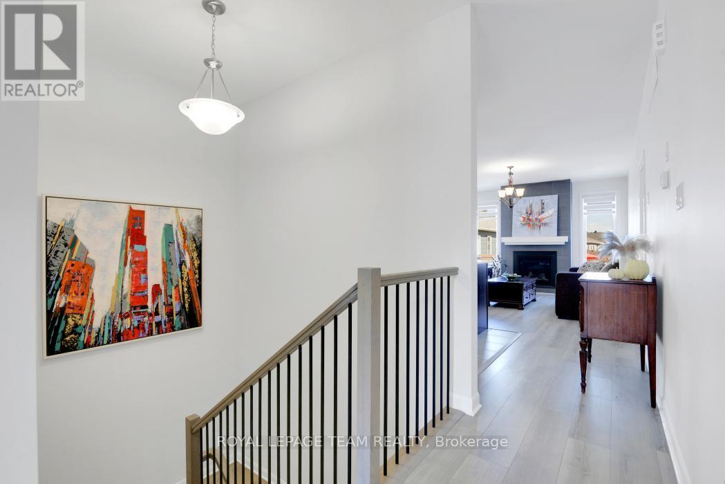 818 Companion Crescent, Ottawa, ON - Indoor Photo Showing Other Room