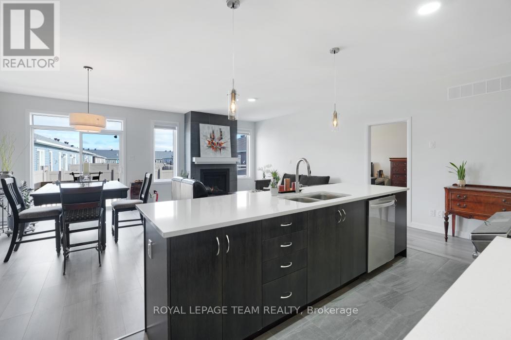 818 Companion Crescent, Ottawa, ON - Indoor