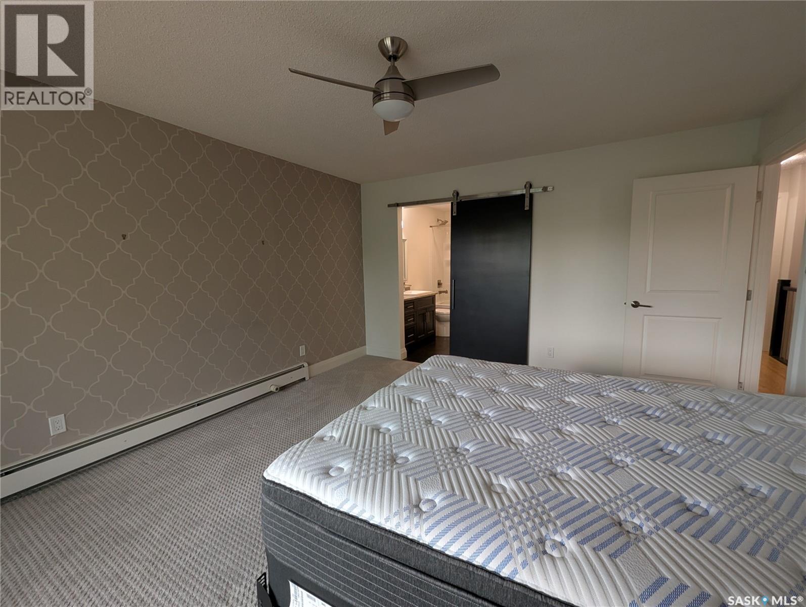 204 921 Main Street, Saskatoon, SK - Indoor Photo Showing Bedroom