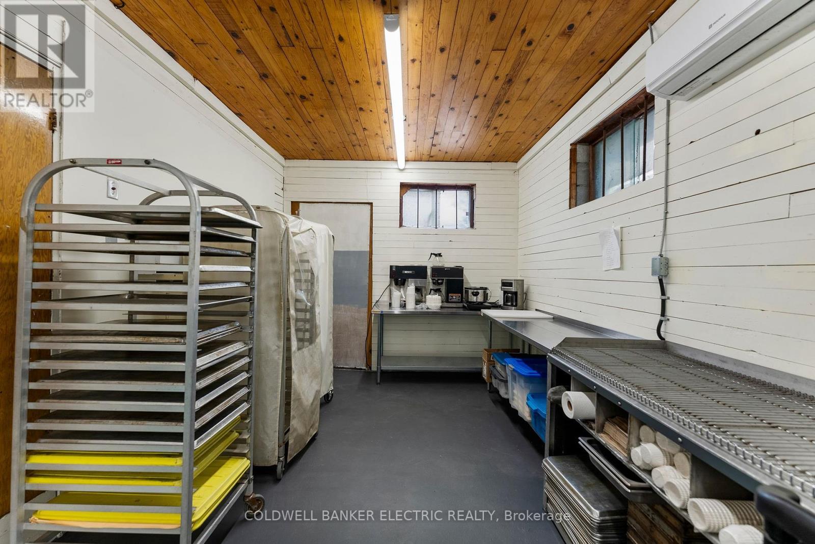 5480 Highway 620, Wollaston, ON