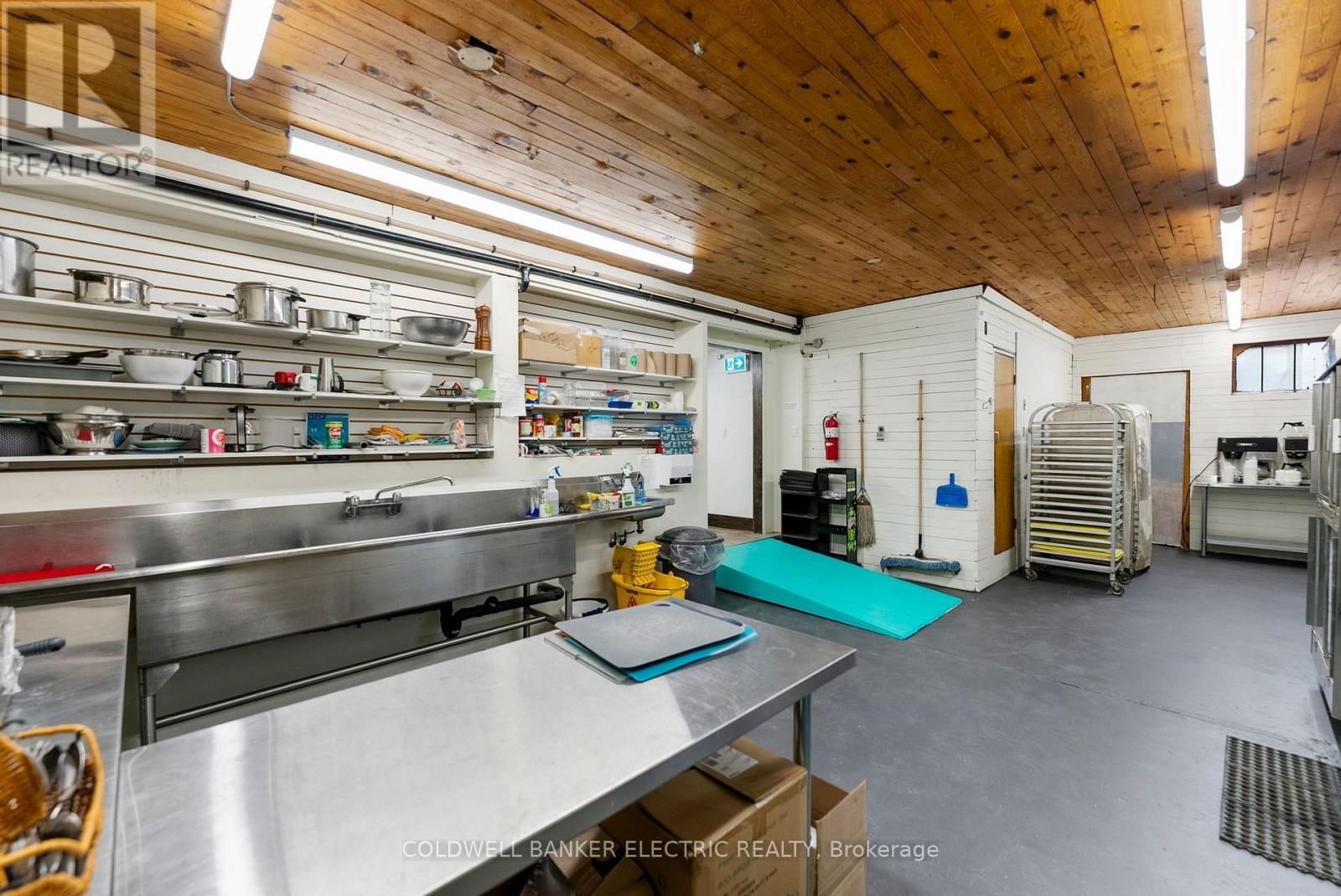 5480 Highway 620, Wollaston, ON