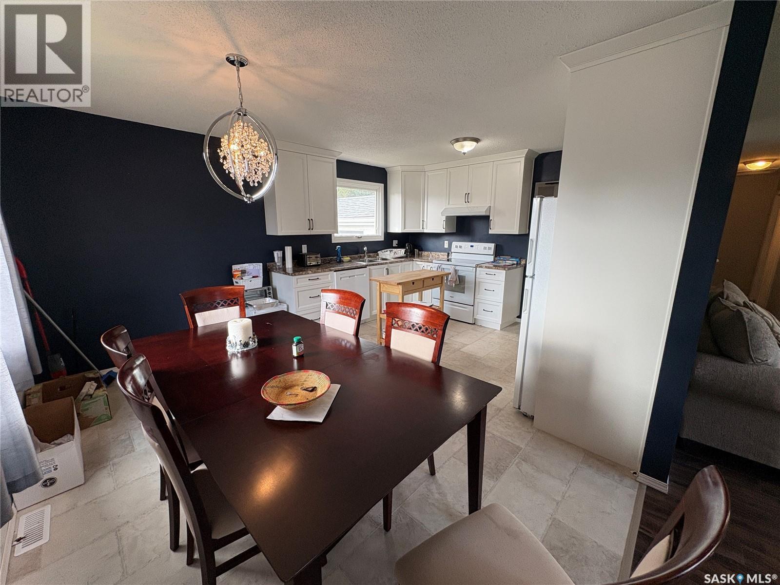 302 Pitt Street, Rocanville, SK - Indoor Photo Showing Dining Room