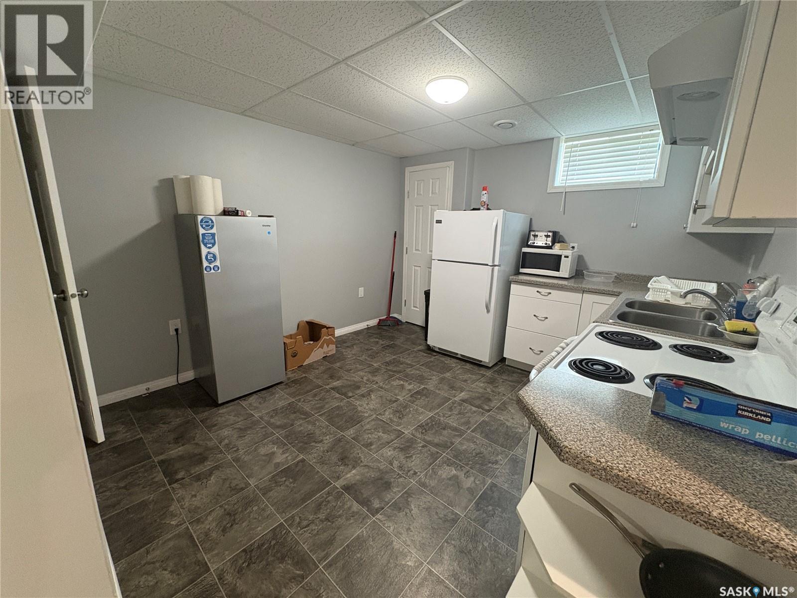 302 Pitt Street, Rocanville, SK - Indoor