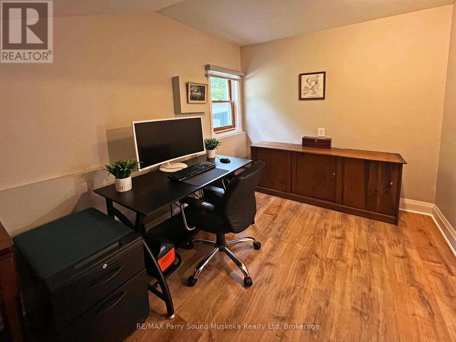 159 Boundary Spur Road, Whitestone (Dunchurch), ON - Indoor Photo Showing Office