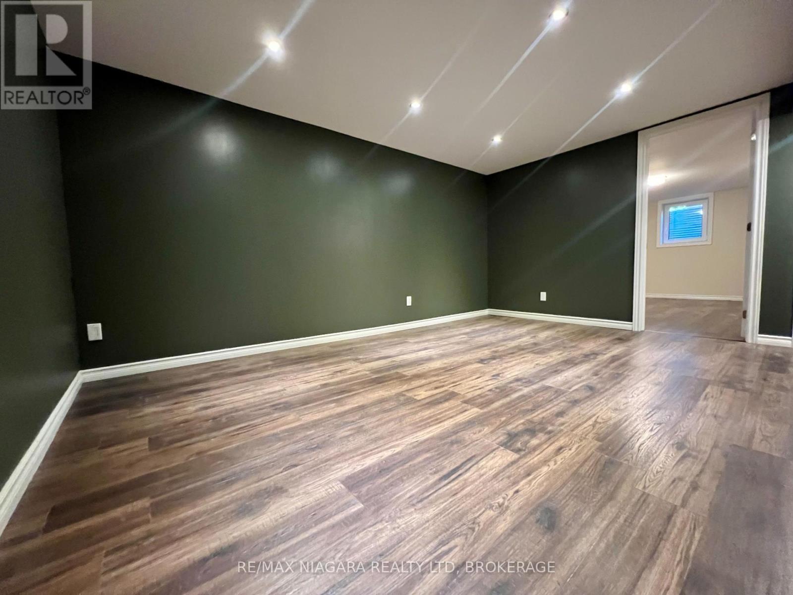 Lower - 7253 Thornhill Crescent, Niagara Falls (Morrison), ON - Indoor Photo Showing Other Room