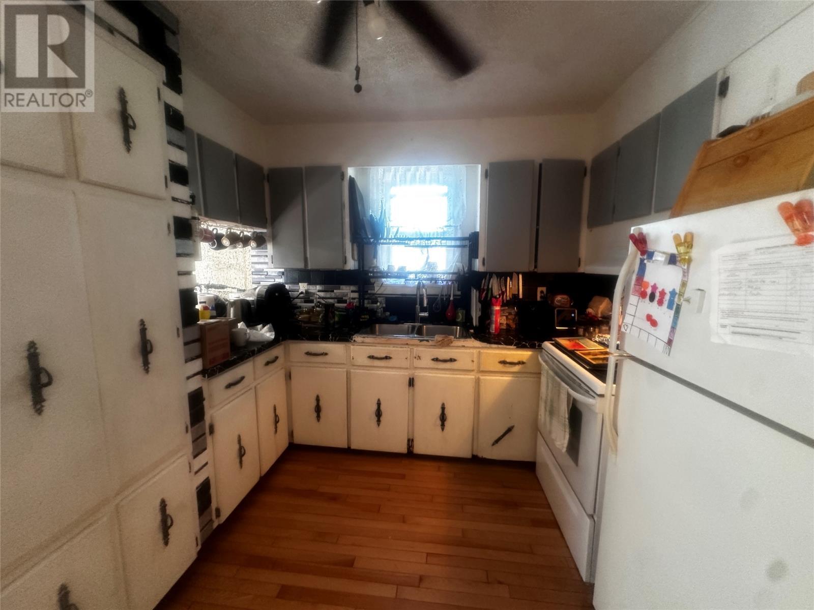 14 Birch Street, Deer Lake, NL - Indoor Photo Showing Kitchen