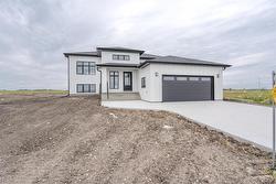 59 Woodland Drive Steinbach, MB R5G 2Z1