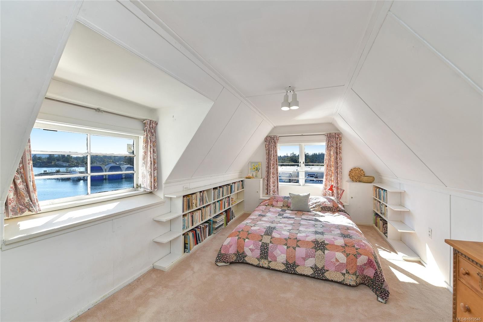 2173 Tryon Rd, North Saanich, BC