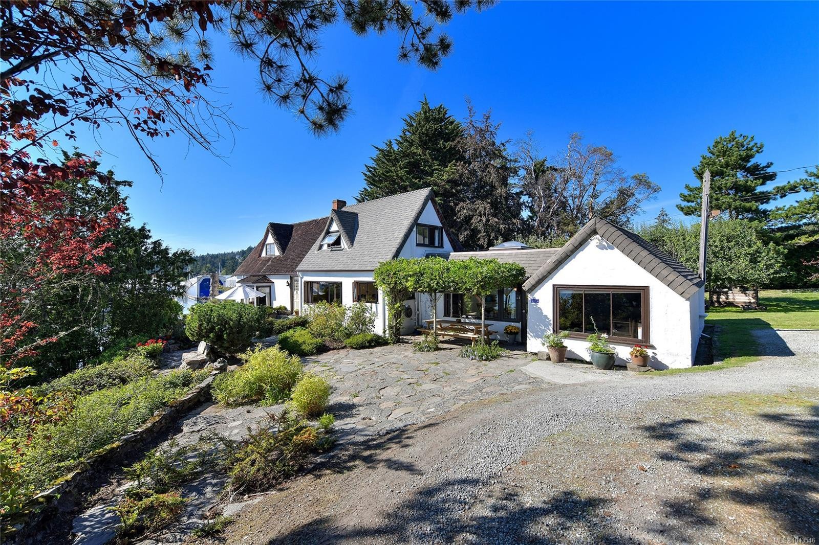 2173 Tryon Rd, North Saanich, BC