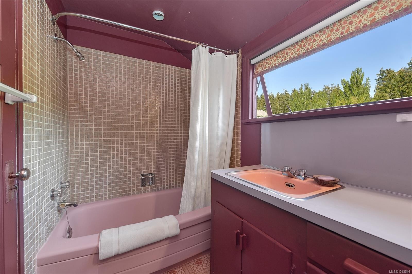 2173 Tryon Rd, North Saanich, BC