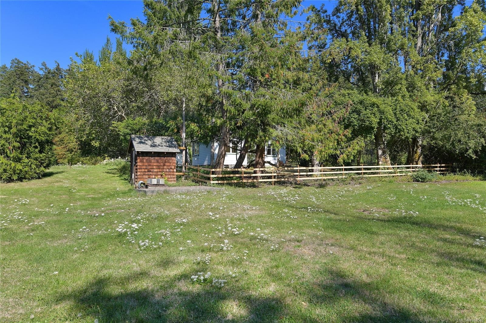 2173 Tryon Rd, North Saanich, BC