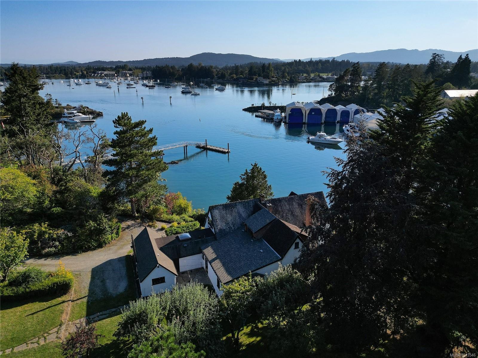 2173 Tryon Rd, North Saanich, BC