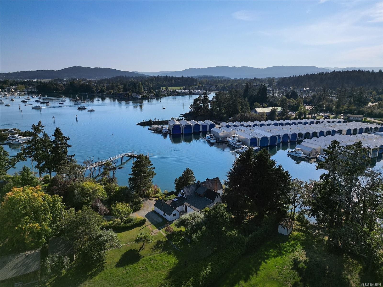 2173 Tryon Rd, North Saanich, BC