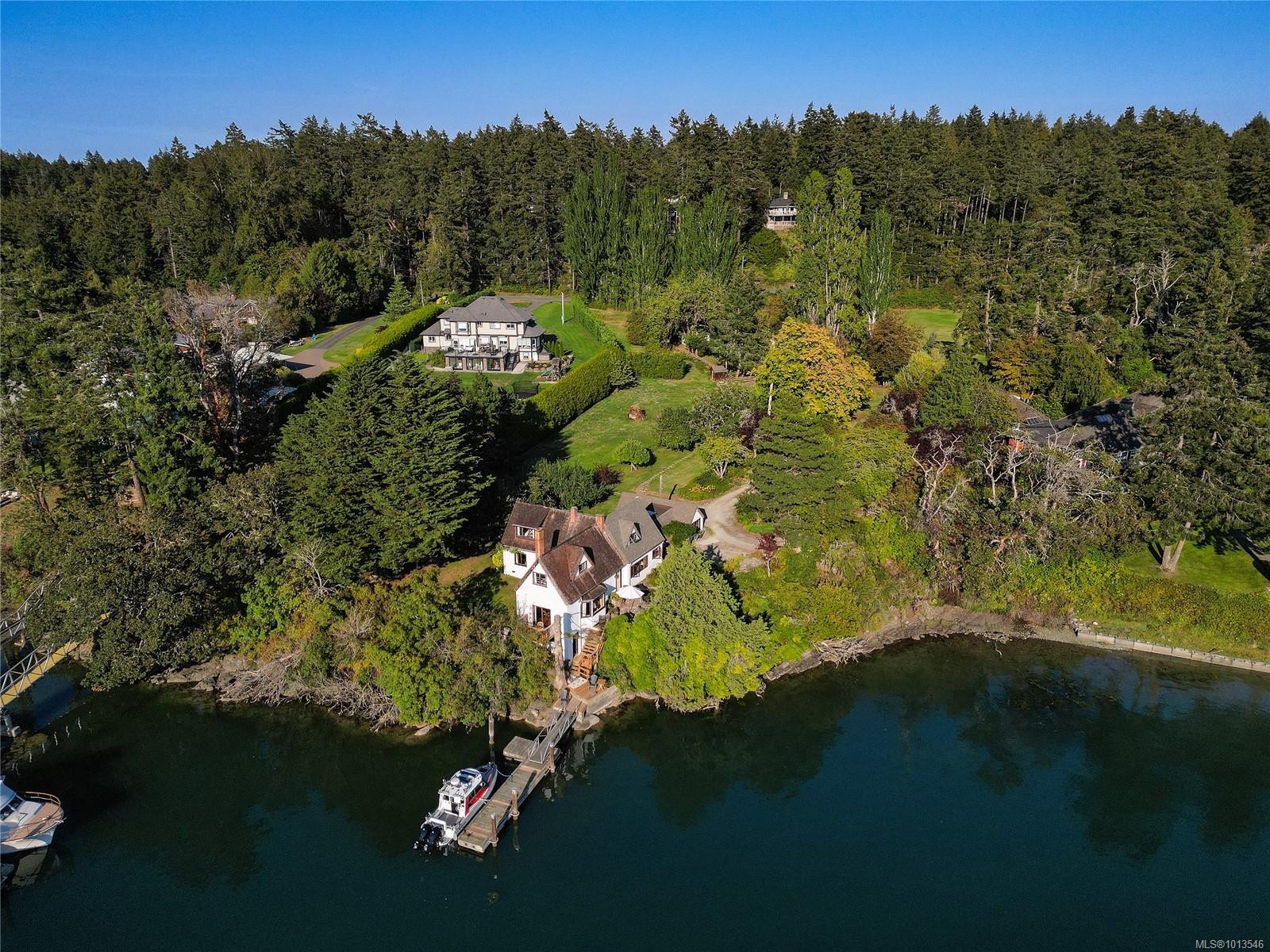 2173 Tryon Rd, North Saanich, BC