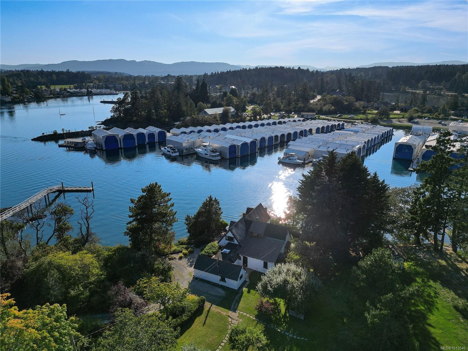 2173 Tryon Rd, North Saanich, BC