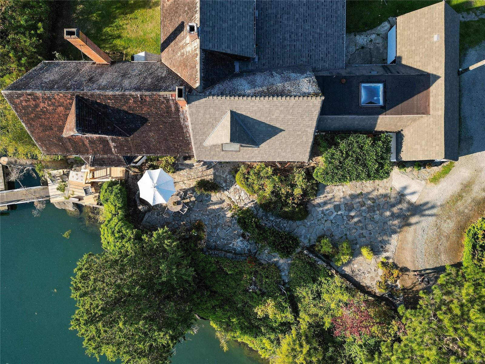 2173 Tryon Rd, North Saanich, BC