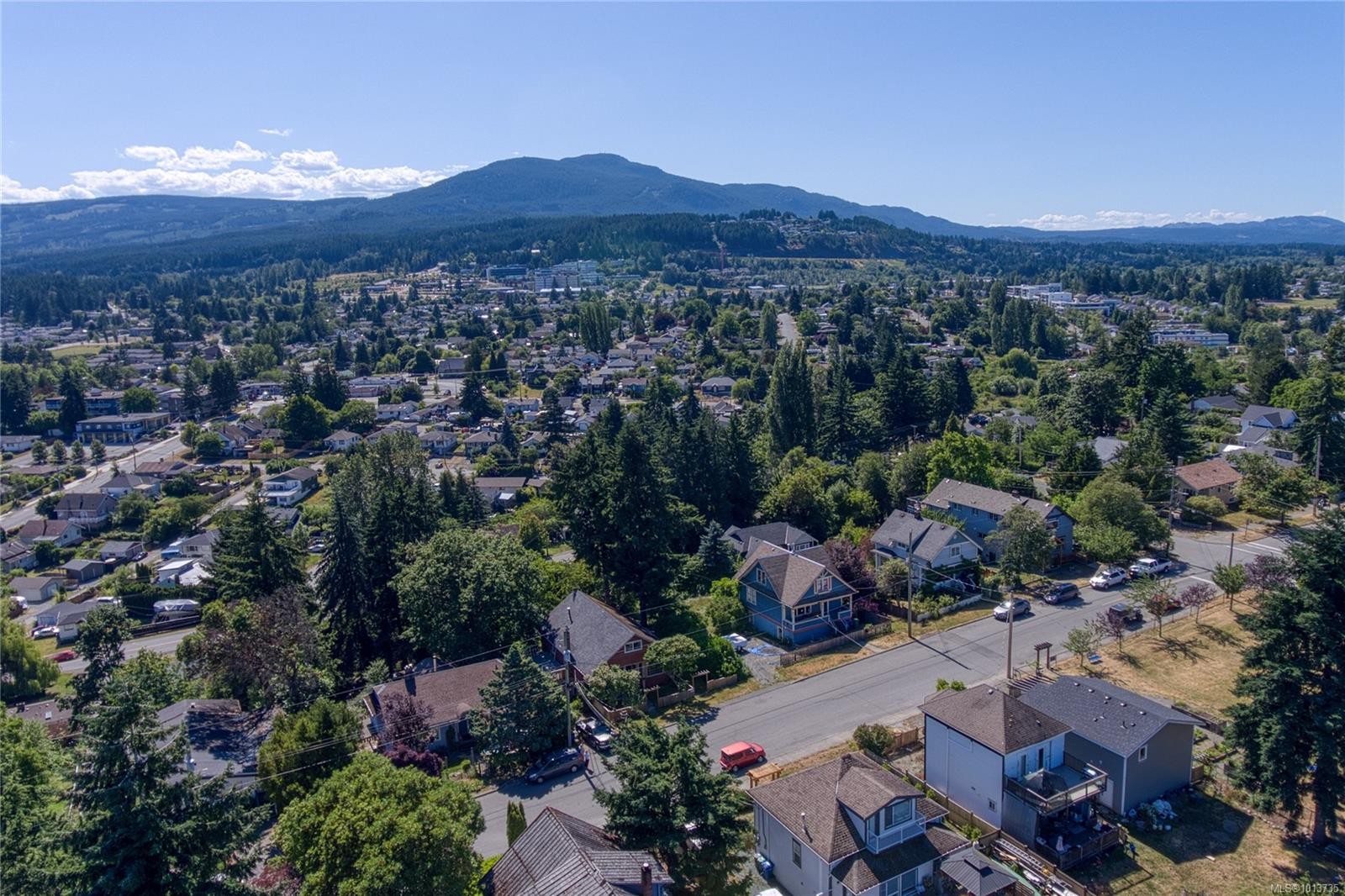 415 Machleary St, Nanaimo, BC