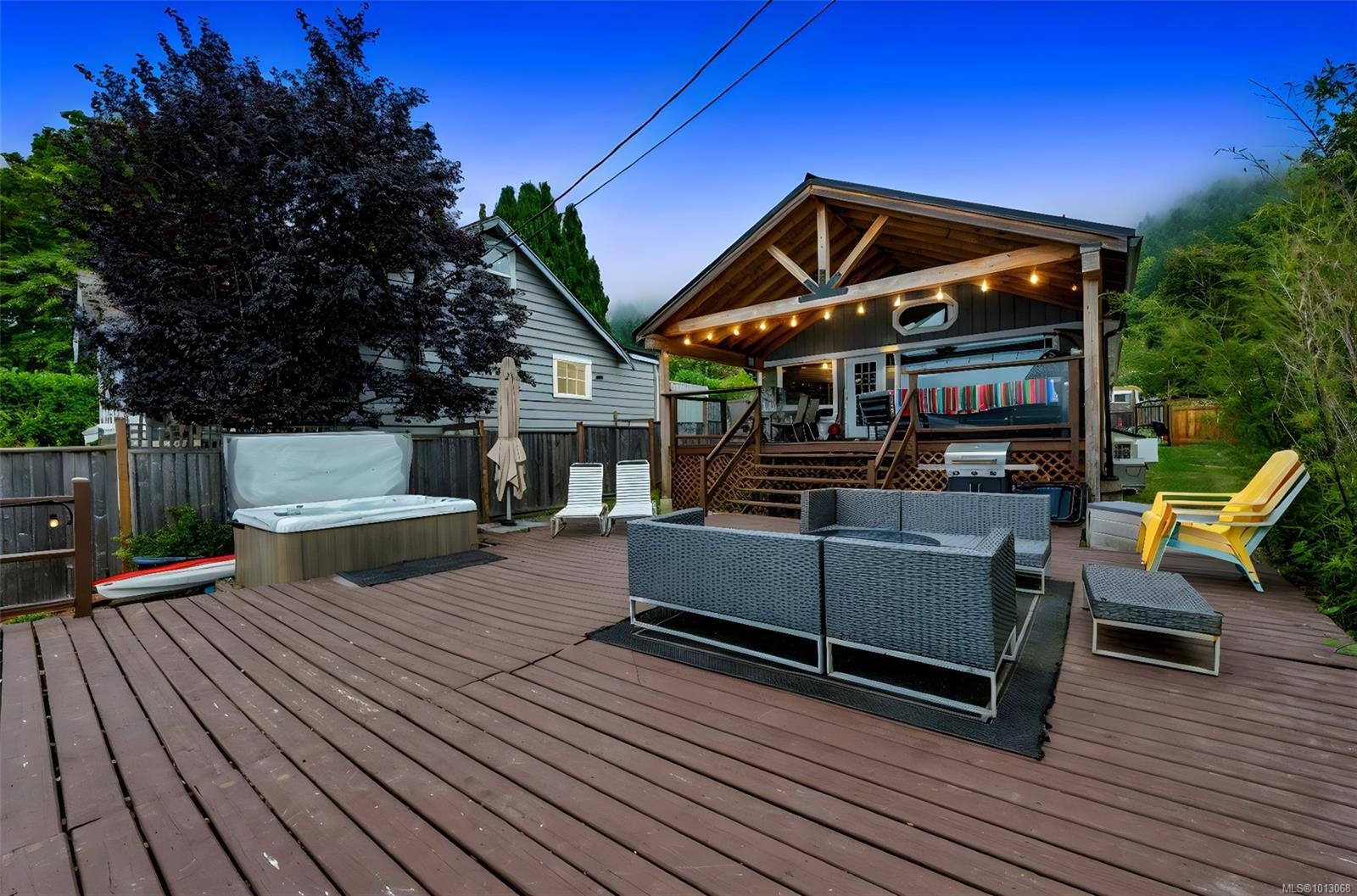 10552 Coon Creek Rd, Youbou, BC