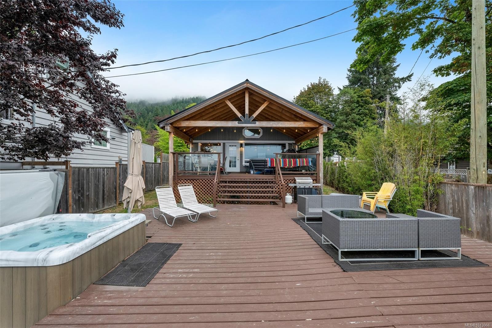 10552 Coon Creek Rd, Youbou, BC