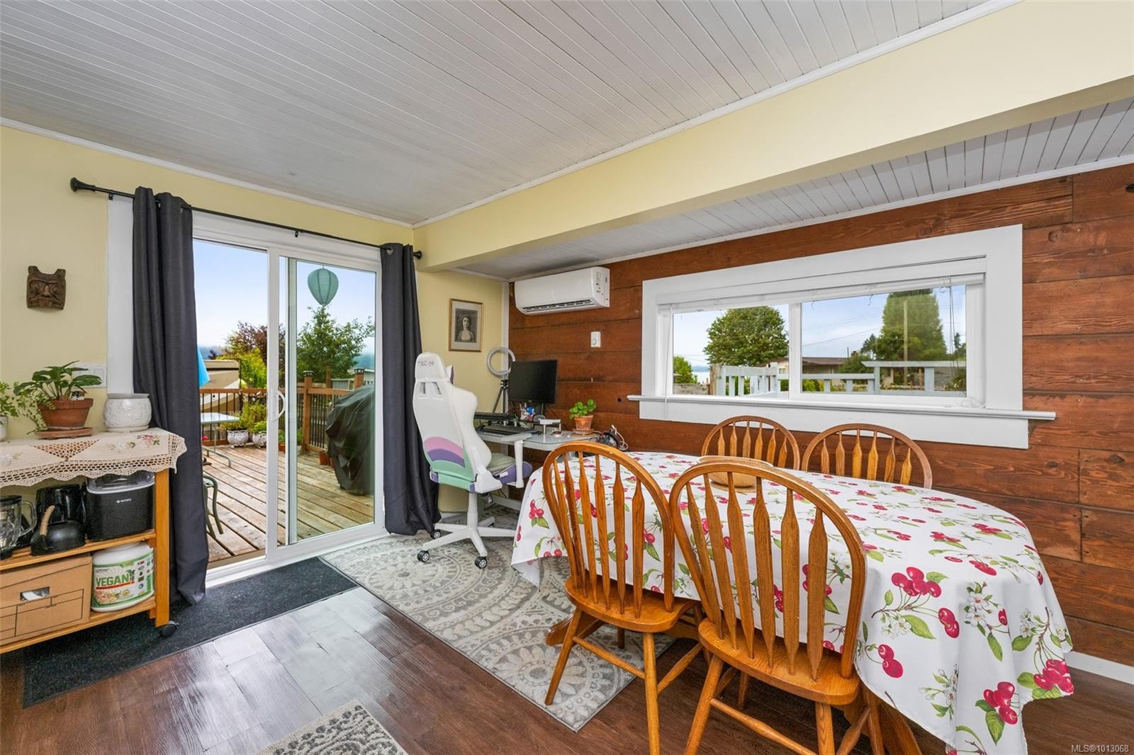 10552 Coon Creek Rd, Youbou, BC