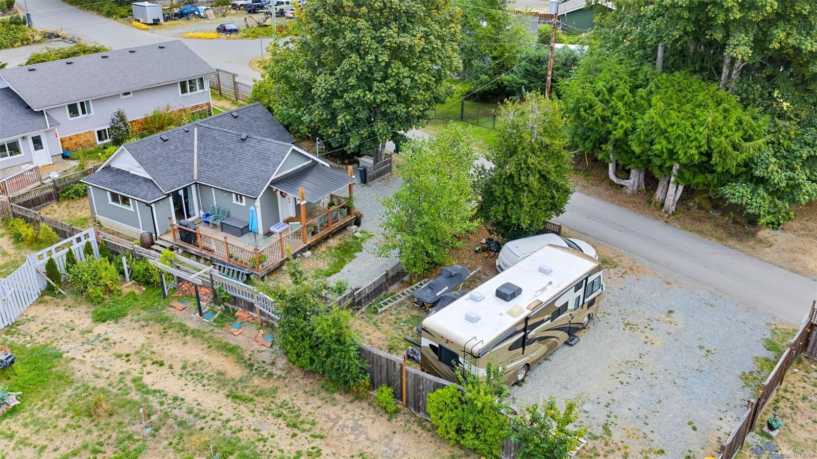 10552 Coon Creek Rd, Youbou, BC