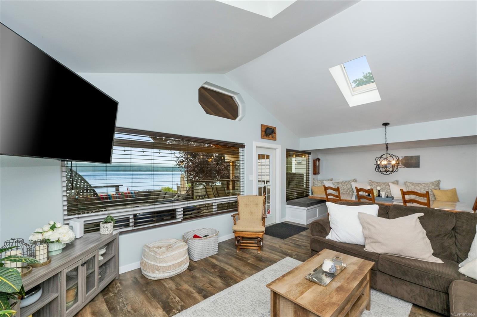 10552 Coon Creek Rd, Youbou, BC