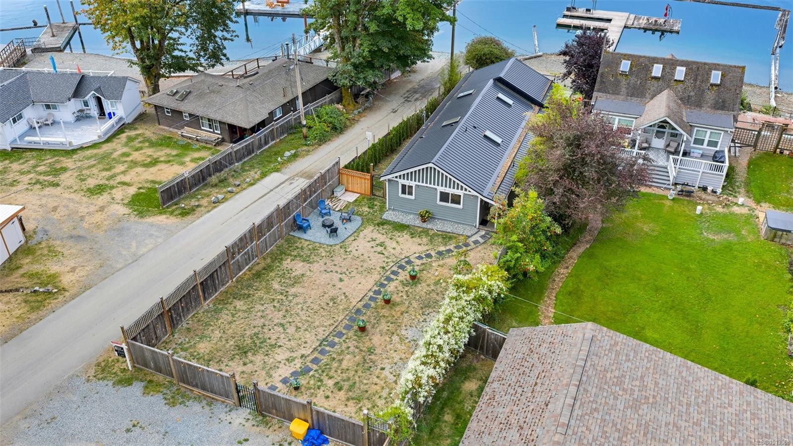 10552 Coon Creek Rd, Youbou, BC