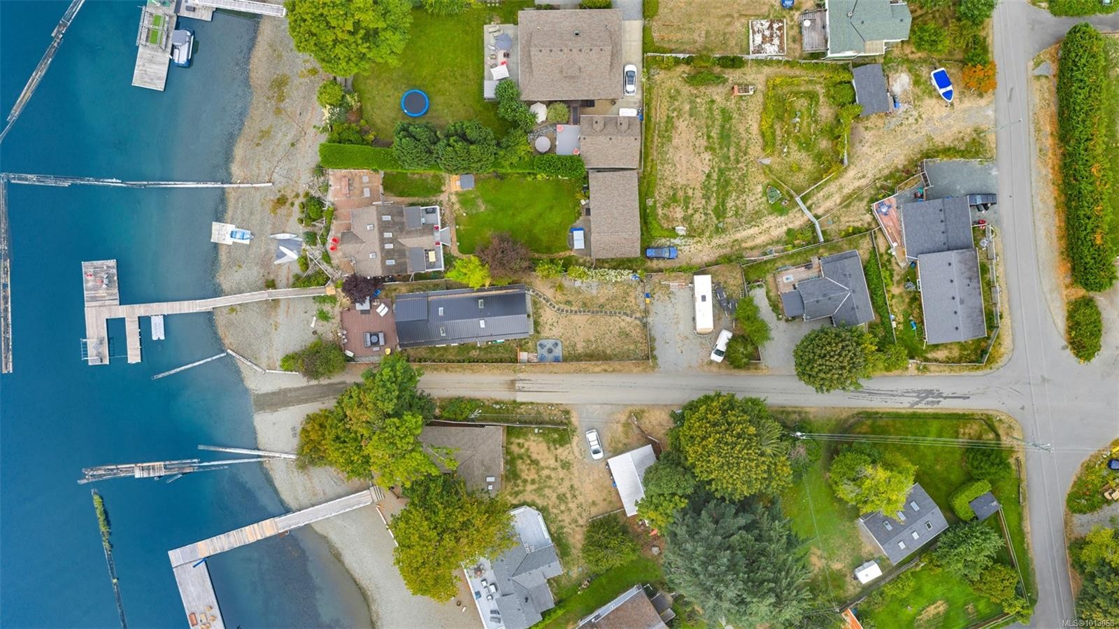 10552 Coon Creek Rd, Youbou, BC