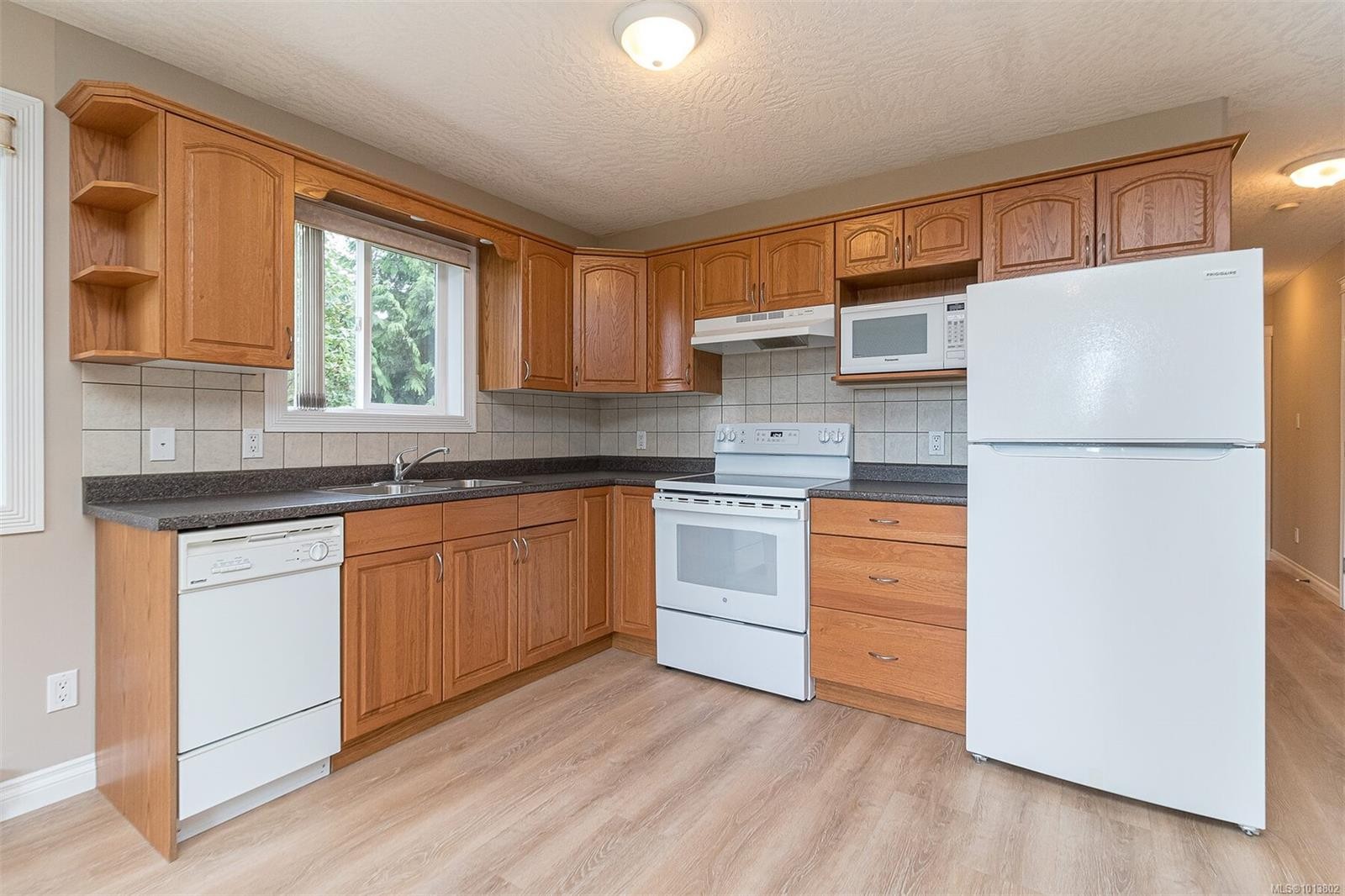 2267 Setchfield Ave, Langford, BC