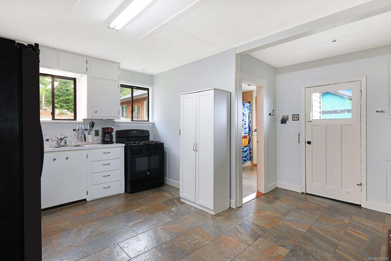 5629 1St St, Union Bay, BC