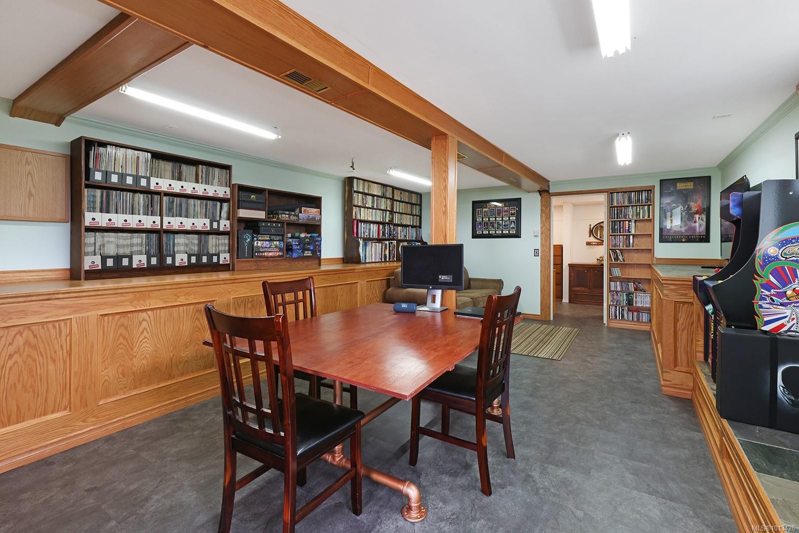 5629 1St St, Union Bay, BC