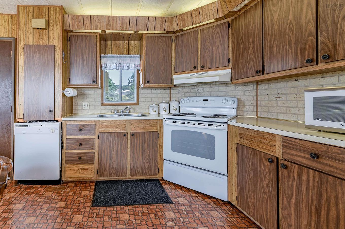 1472 Cape Split Rd, Scots Bay, NS