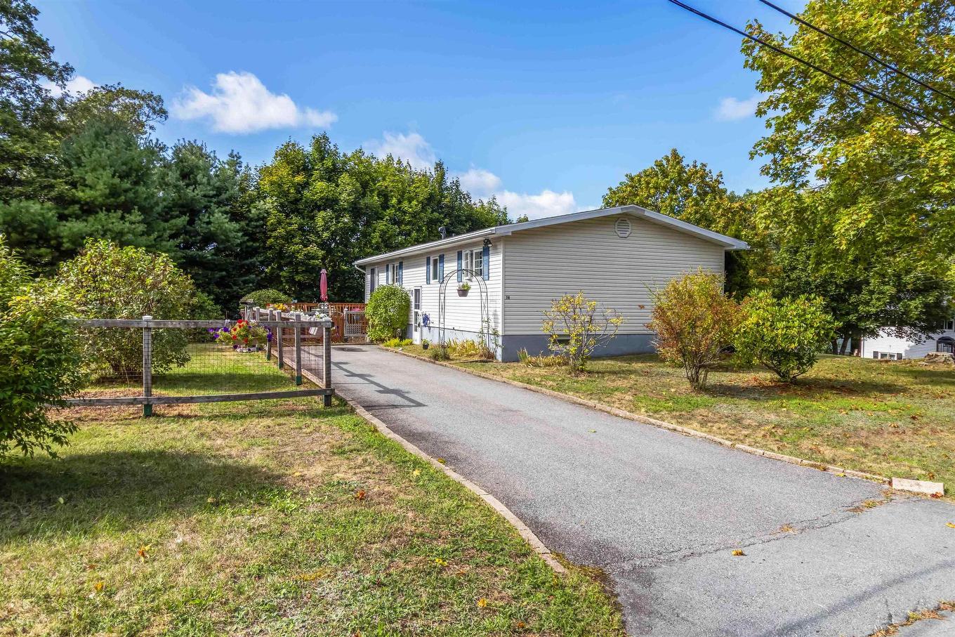 14 Bennett Avenue, Bridgewater, NS