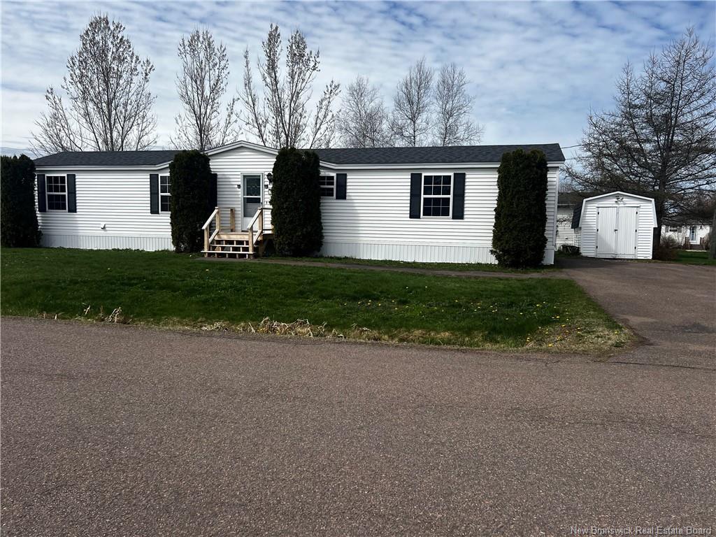 18 Anemone, Moncton, NB