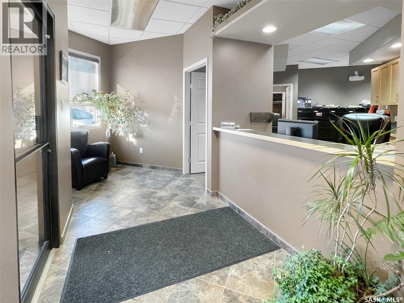 37 5Th Avenue Nw, Swift Current, SK