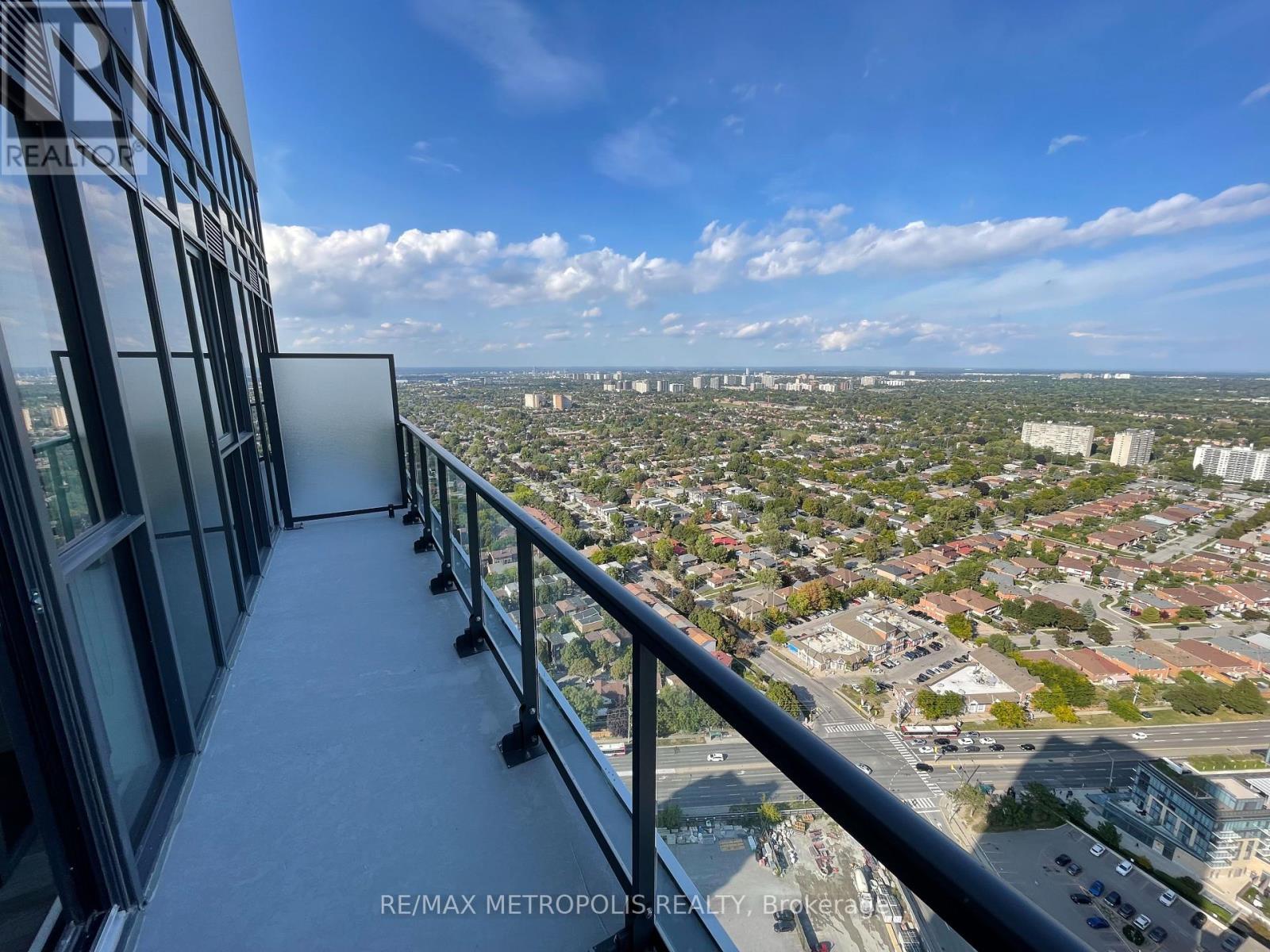 Ph05 - 325 Yorkland Boulevard, Toronto, ON - Outdoor With View