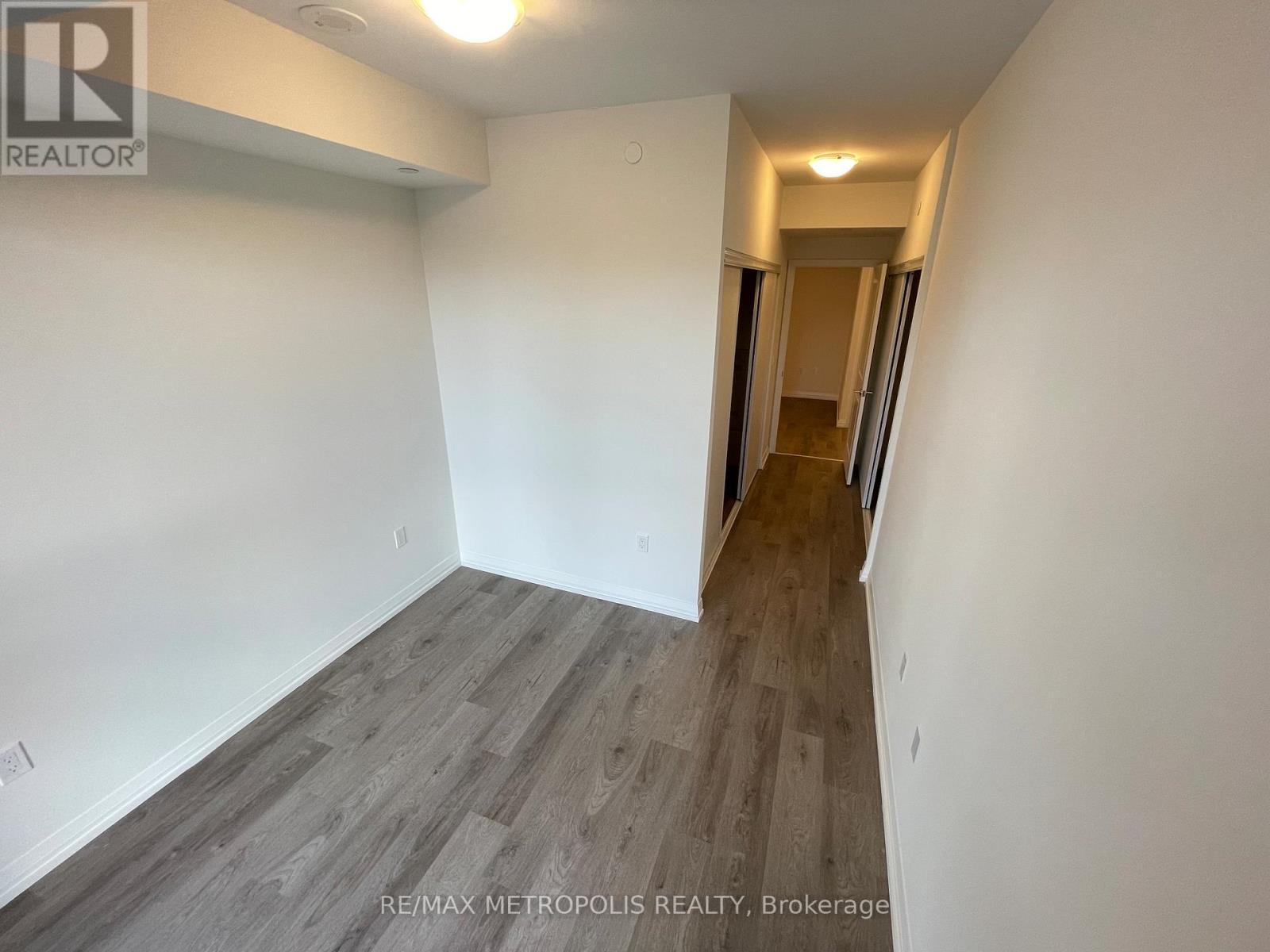 Th02 - 325 Yorkland Boulevard, Toronto, ON - Indoor Photo Showing Other Room