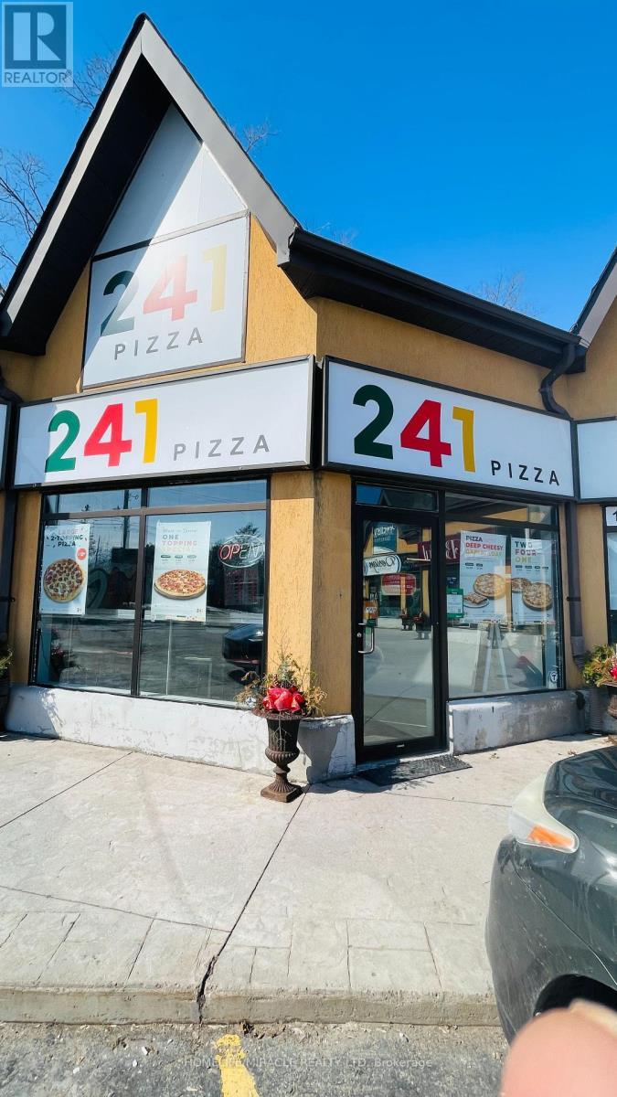 3 - 230-232 Kent Street W, Kawartha Lakes, ON