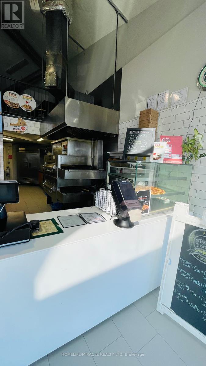 3 - 230-232 Kent Street W, Kawartha Lakes, ON