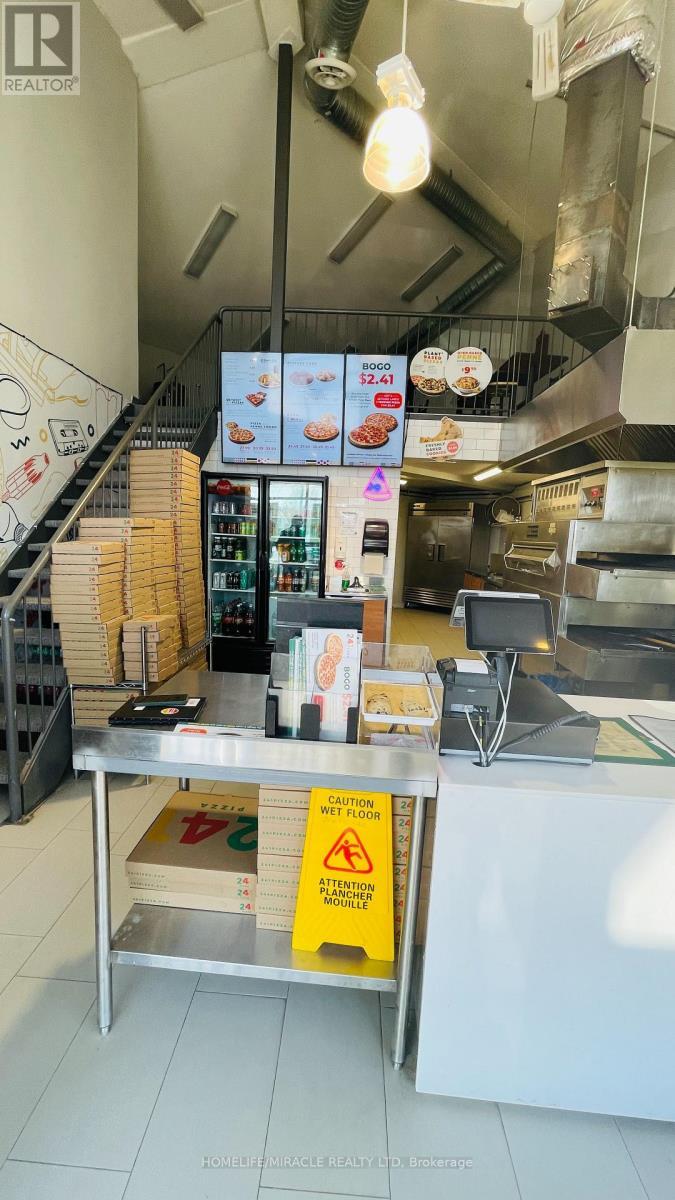 3 - 230-232 Kent Street W, Kawartha Lakes, ON