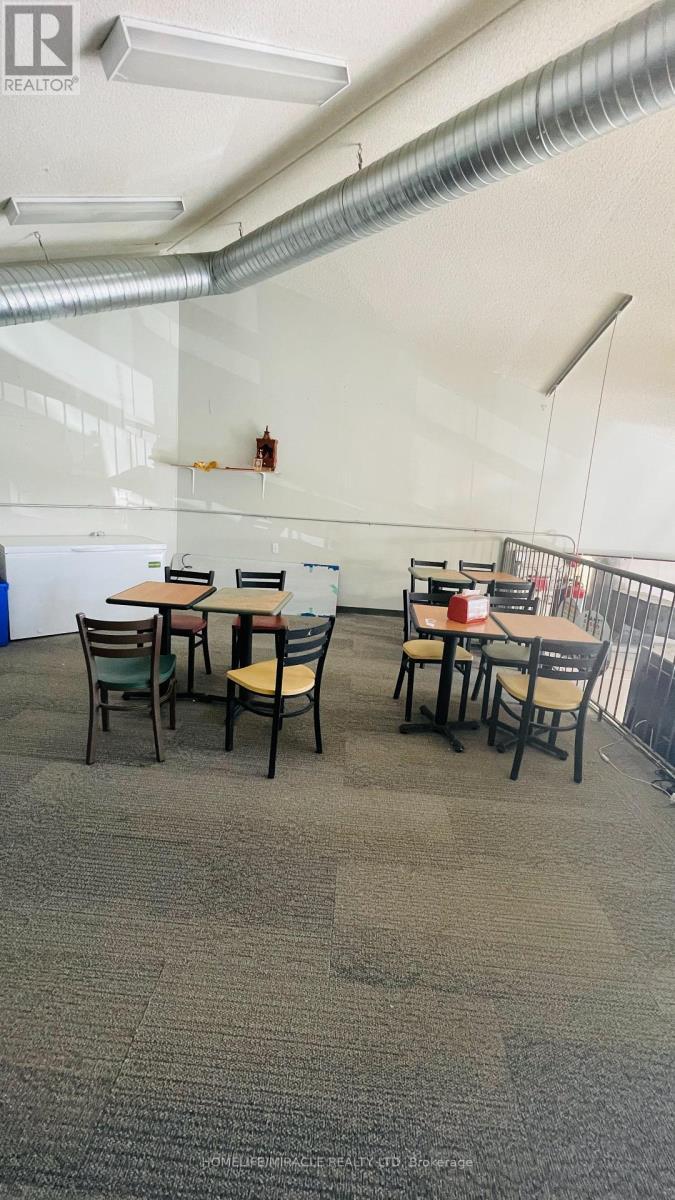 3 - 230-232 Kent Street W, Kawartha Lakes, ON