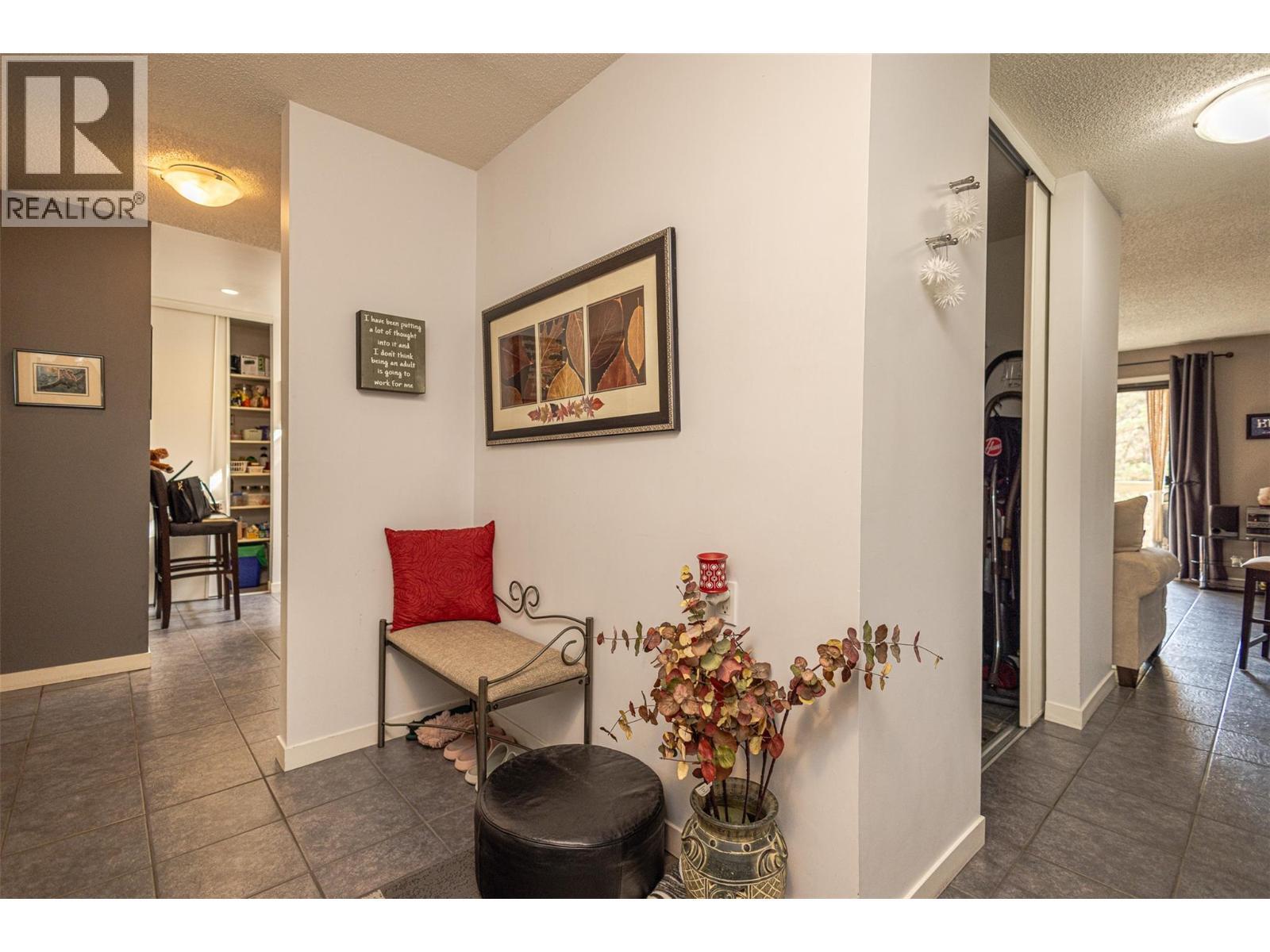 310 Yorkton Avenue Unit# 60, Penticton, BC - Indoor Photo Showing Other Room