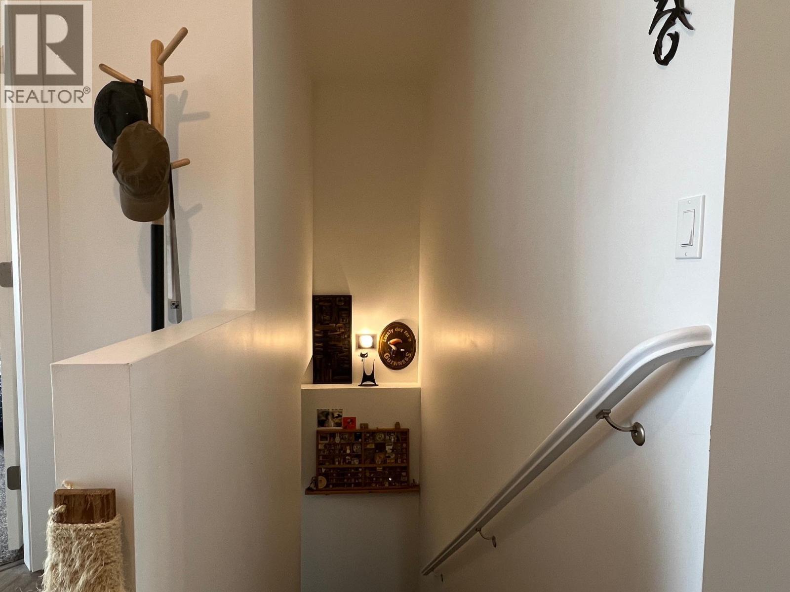 1029 10Th Avenue, Vernon, BC - Indoor Photo Showing Other Room